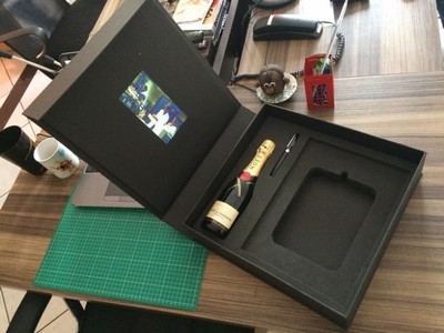 Vídeo Cartão Papers para Empresa